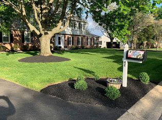 42 Pierson Dr, Hockessin, DE 19707