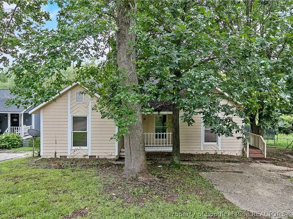 516 Singletary Pl, Fayetteville, NC 28314