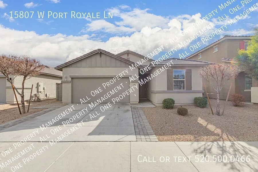Move-In Ready 3-Bedroom Home in Gated Acoma Court! — Photo 2