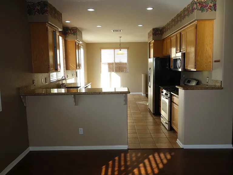 32855 Abana Ct — Photo 5