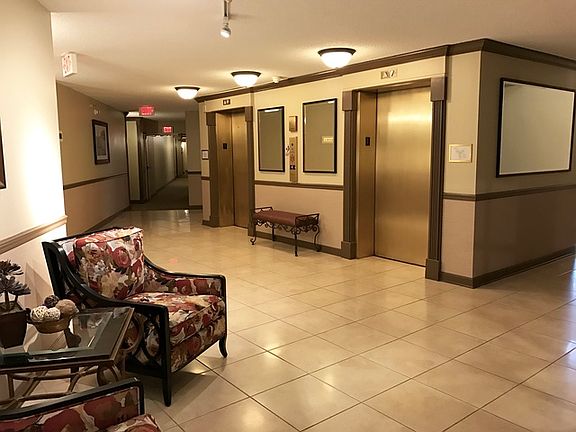 4th image of 509 Aurora Ave Unit 612
