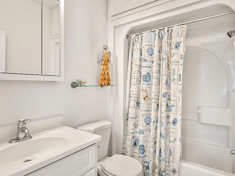 131 Washington St #131 — Photo 25