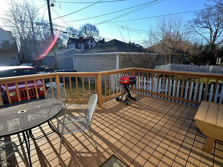 2720 Emerson Ave S #2 — Photo 2