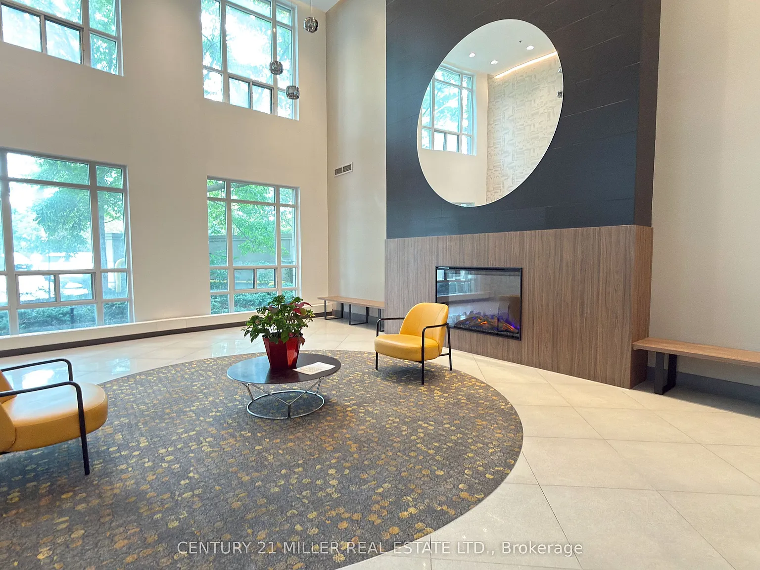 2 bed, $2,700 — Photo 2