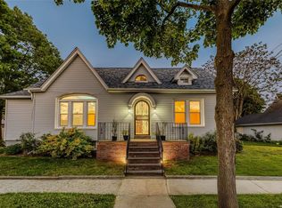 13501 245th St, Rosedale, NY 11422