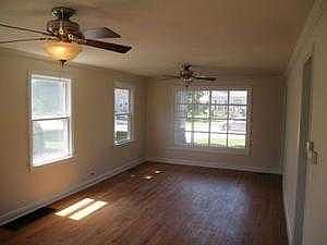 5th image of 2643 Silver Creek Dr