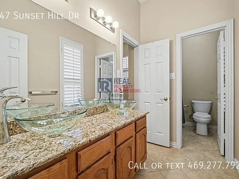 947 Sunset Hill Dr — Photo 31