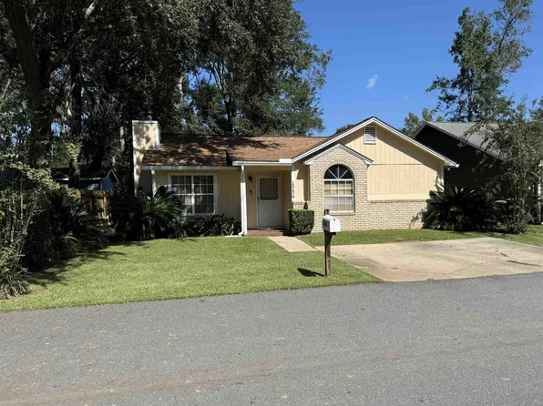 1556 Cinnamon Bear Cir, Tallahassee, FL 32311