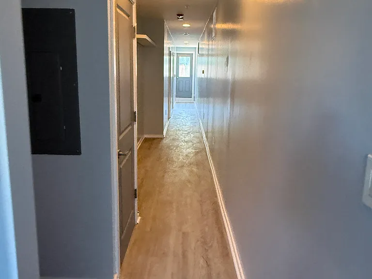 811 N Franklin St #101 — Photo 3
