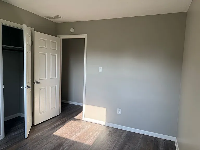 2101 E 430 S — Photo 23