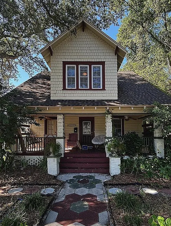 4 bed, 2.0 bath, 1632 sqft, $3,495 — Photo 2