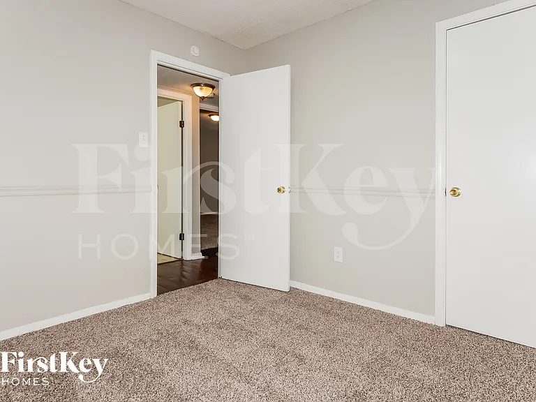 3037 Leeridge Dr — Photo 14