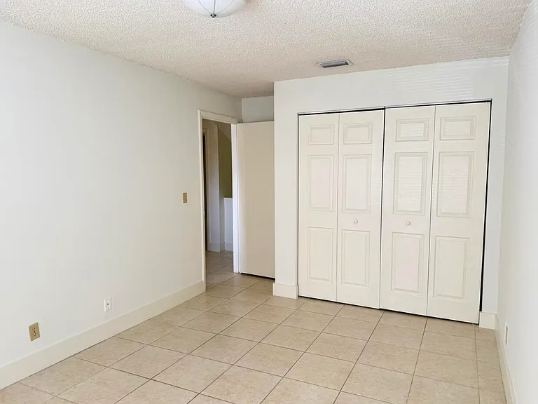 6308 La Costa Dr #D — Photo 23