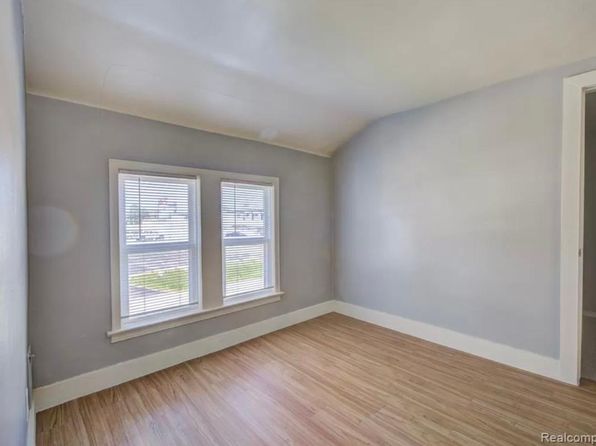 (undisclosed Address), Burton, MI 48529