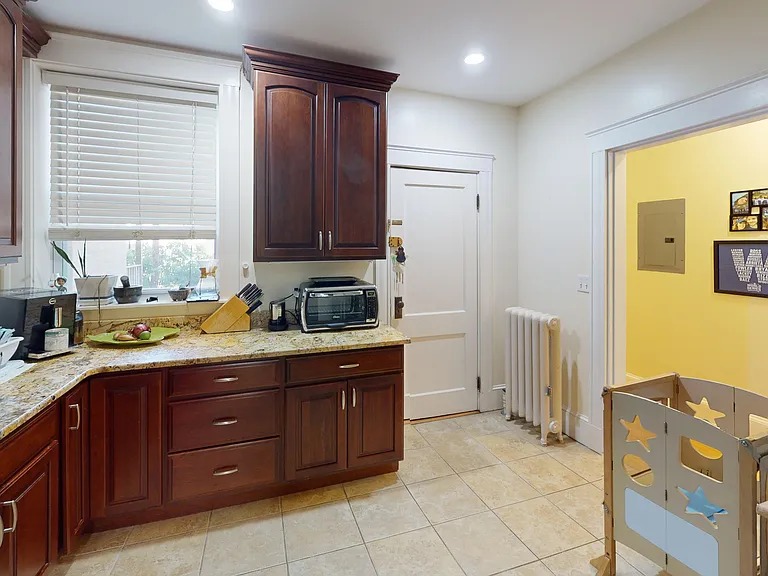93 Fuller St #1 — Photo 13