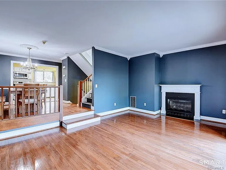 334 Conestoga Way #334 — Photo 4