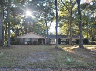 107 Wynngate Rd, Savannah, GA 31410