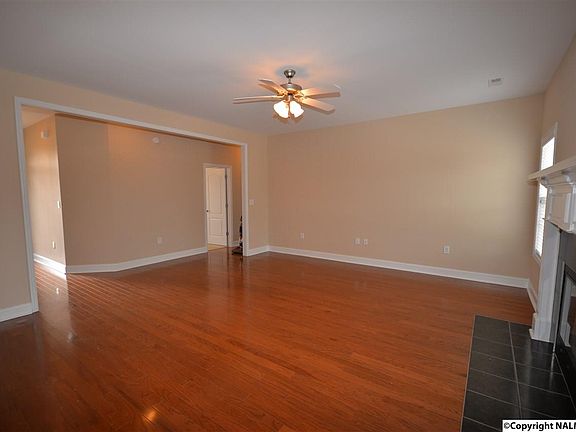 4th image of 5015 Patriot Park Cir