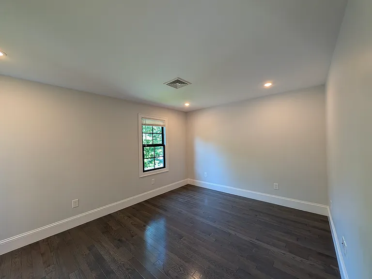 123 Alexander Ave #123 — Photo 10