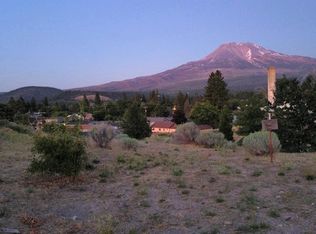 504 Woodridge Ct, Weed, CA 96094