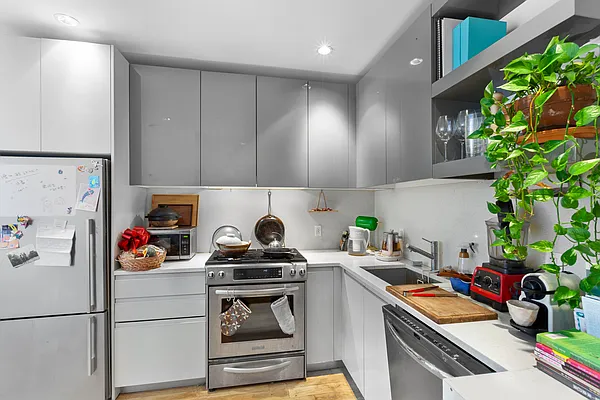 Rented by Nest Seekers International | media 7