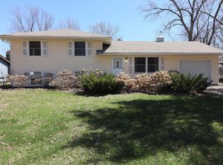 141 Strese Ln, Apple Valley, MN 55124