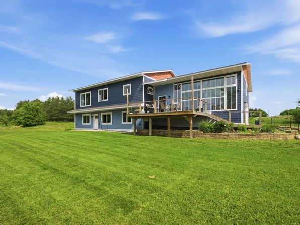 402 Barclay Ave W, Pine River, MN 56474