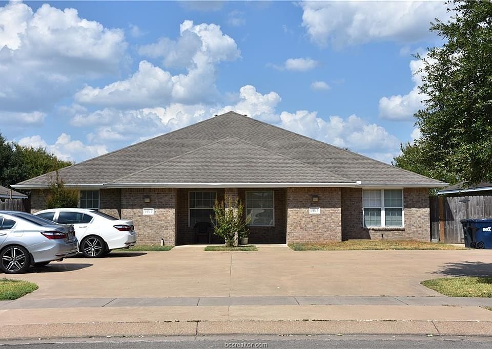 1st image of 3813-15 Oldenburg Ln