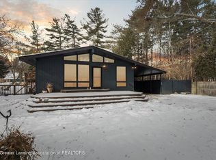 1138 Arbor Dr, East Lansing, MI 48823