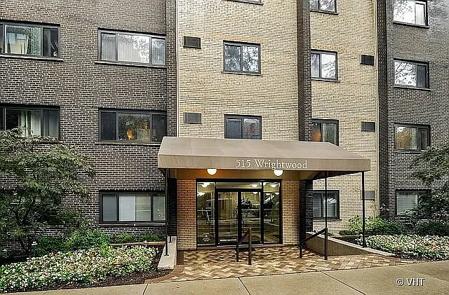515 W Wrightwood Ave #416 — Photo 6