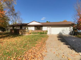 5402 Springbrook Dr, Wausau, WI 54401