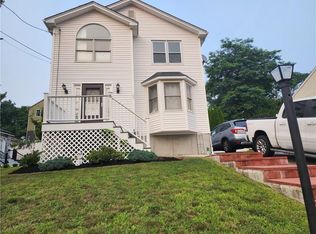 23 Tremont St, North Providence, RI 02904