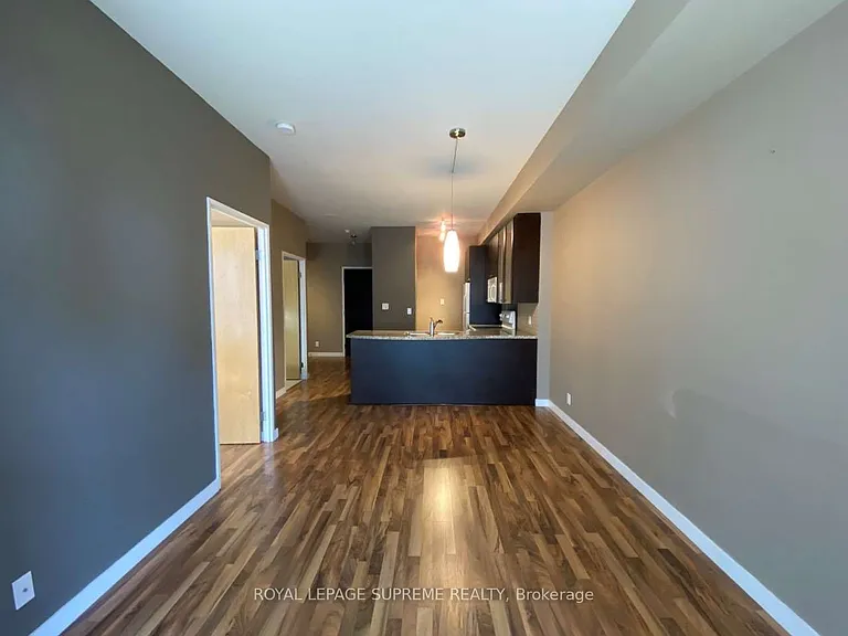 1005 King St W #703 — Photo 15