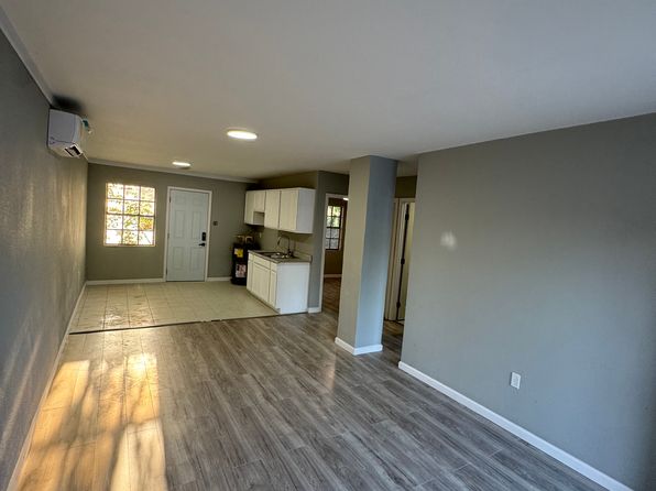 3408 E Dr Martin Luther King Jr Blvd #6, Tampa, FL 33610