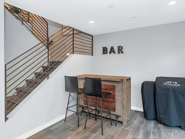 6990 E 6th St #1007 — Photo 23