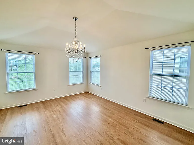 431 Williamson Ct — Photo 26