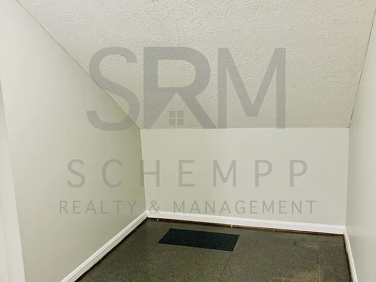 2718 W Jefferson St #3 — Photo 4
