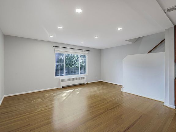 4th image of 231 Burgess Ave