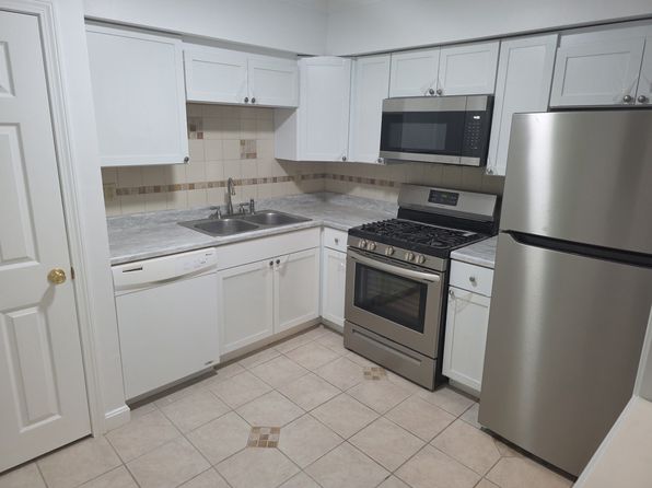 40 Austin Ave APT 206