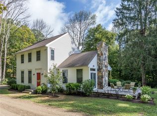 32 Rabbit Hill Rd, New Preston Marble Dale, CT 06777