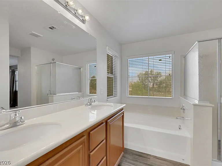 7830 Shingle Beach St — Photo 16