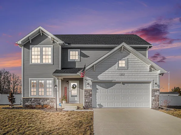 405 W Daybreak Dr, Lakeville, IN 46536