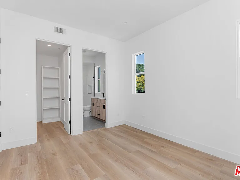 1821 N Ashmore Pl #1 — Photo 13