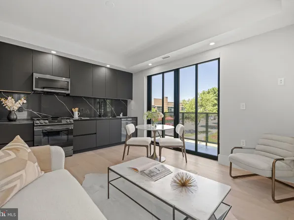 3219 Wisconsin Ave NW Unit 202, Washington, DC 20016