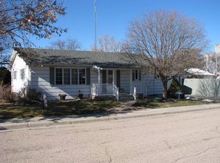 403 N Denison St, Saint Francis, KS 67756