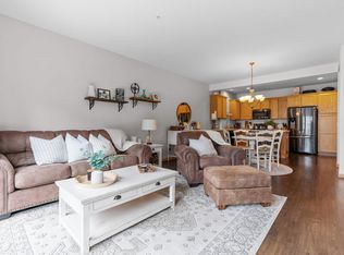 4765 Victor Path UNIT 6, Hugo, MN 55038