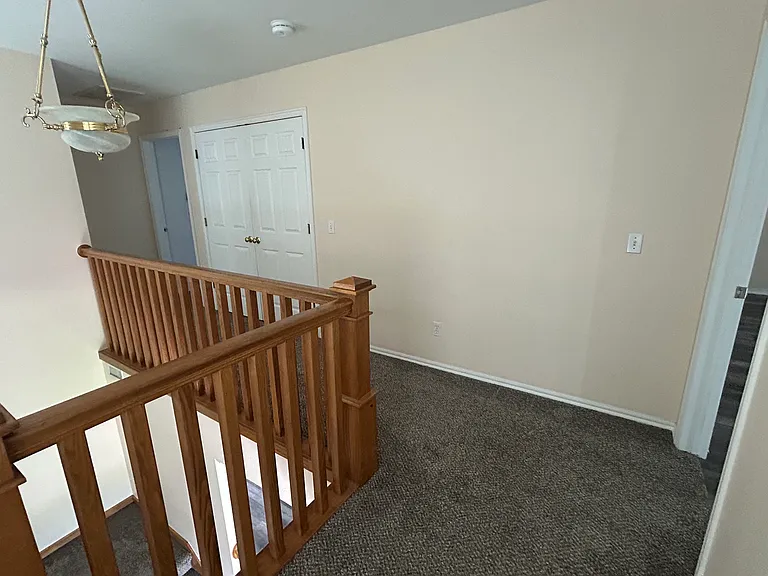 121 W Lakeview Rd — Photo 10