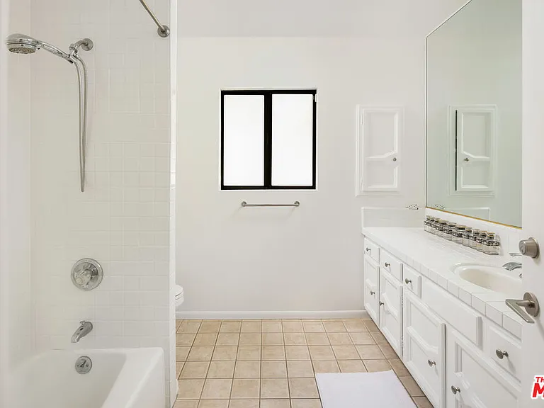 6319 Heather Dr — Photo 15