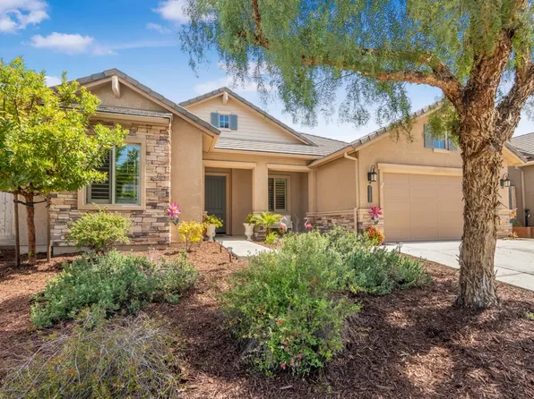 1559 Foxtail Ct, Hollister, CA 95023