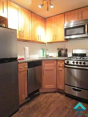 Rented by EXR | media 7